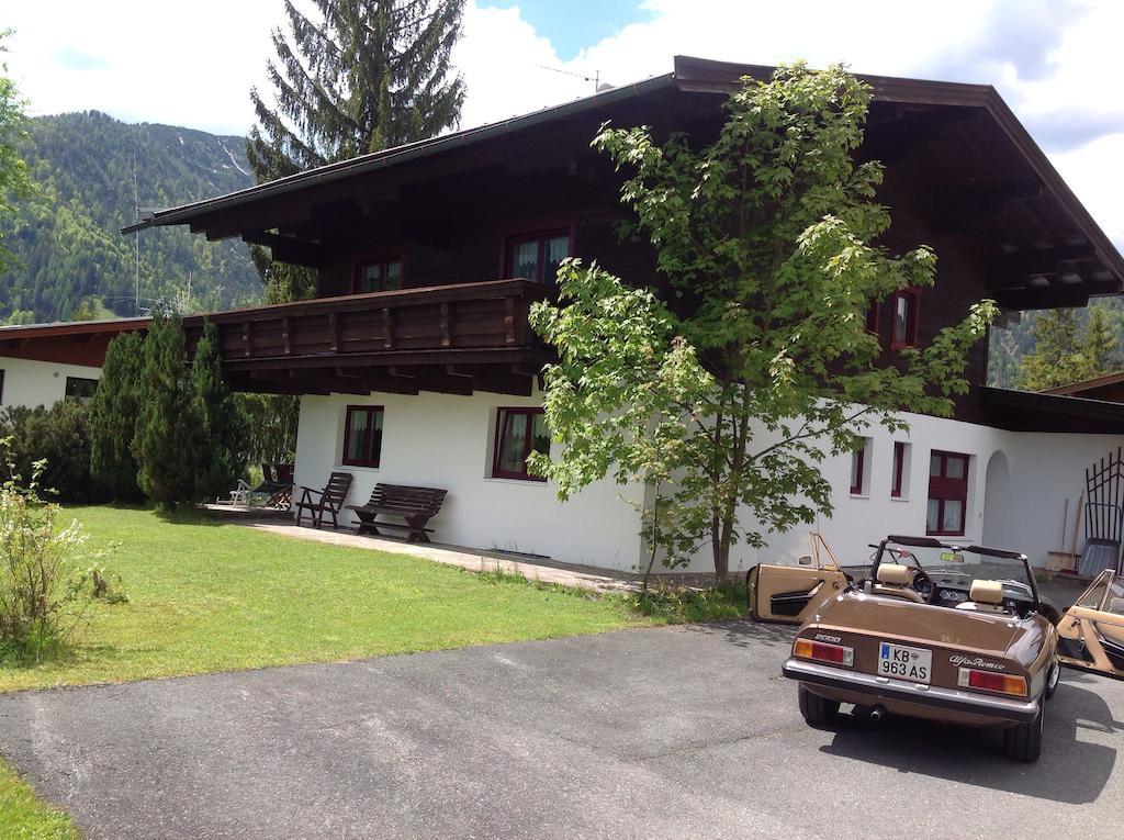 Freudenmacher Sankt Ulrich am Pillersee Rum bild